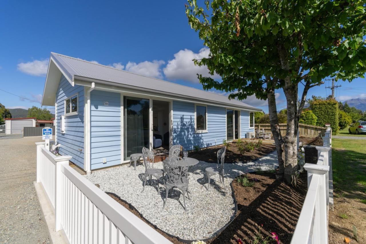 The Mayflower Cottage Te Anau Exterior photo